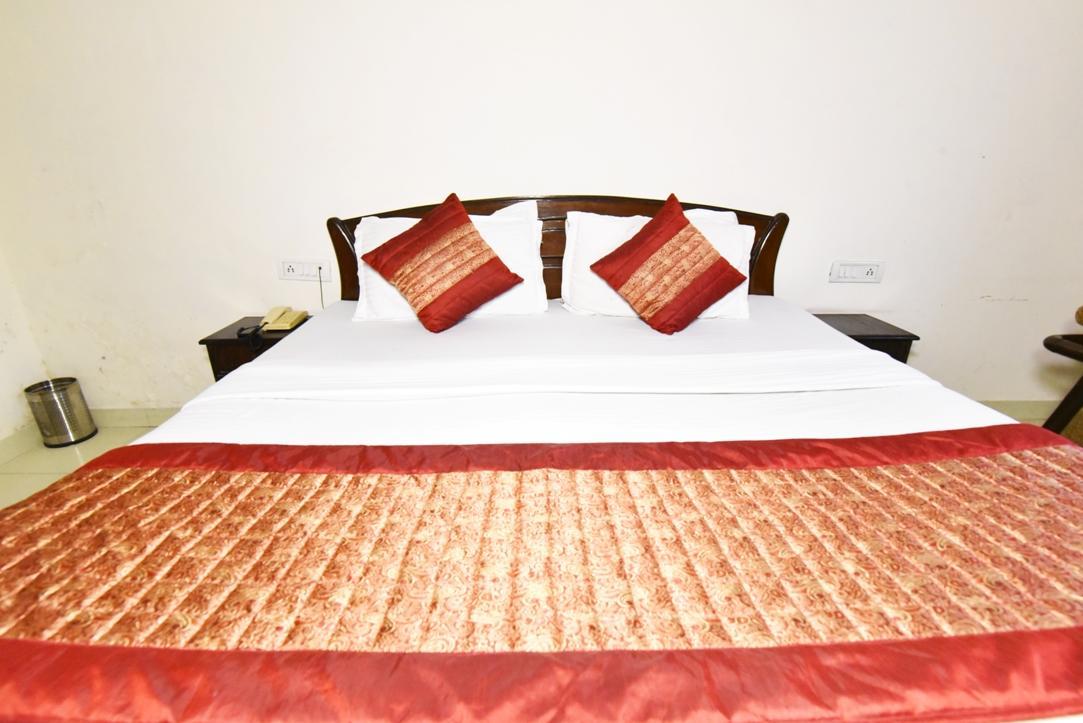 Hotel B-Comfort Αμριτσάρ Εξωτερικό φωτογραφία