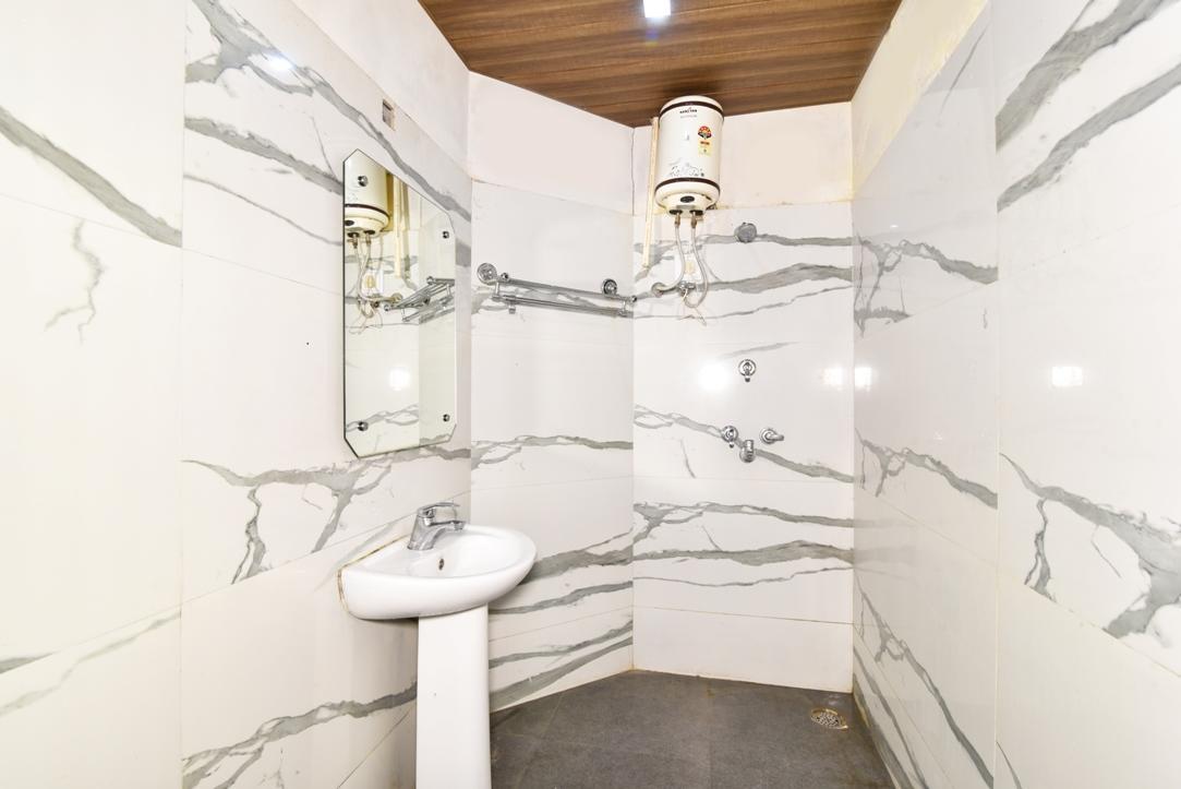 Hotel B-Comfort Αμριτσάρ Εξωτερικό φωτογραφία